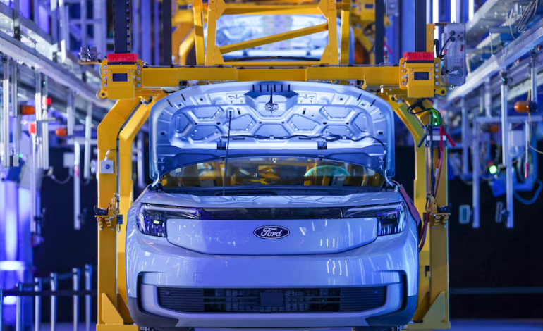 Ford planea recortar 4.000 empleos más en Europa mientras vehículos eléctricos pierden impulso