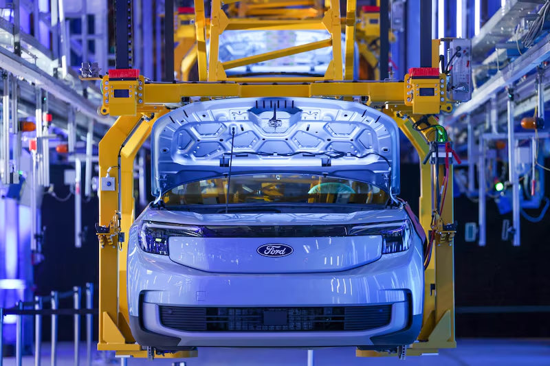 Ford planea recortar 4.000 empleos más en Europa mientras vehículos eléctricos pierden impulso