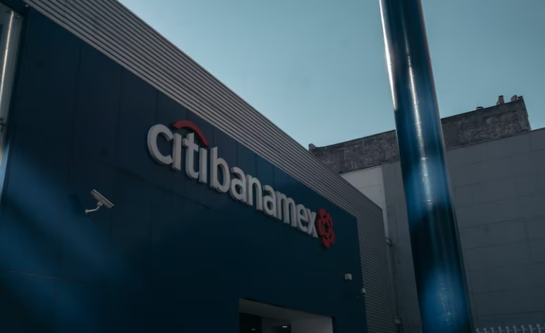 Citigroup concreta separación de negocios en México: Banamex notifica cambio a clientes