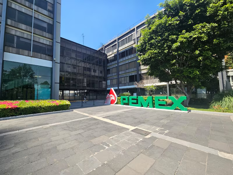Pemex evalúa desarrollar proyectos de Gas Natural Licuado en México
