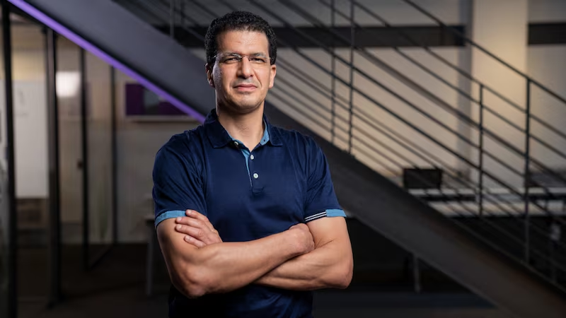 Nubank anuncia salida del presidente y COO Youssef Lahrech; David Vélez asume sus funciones