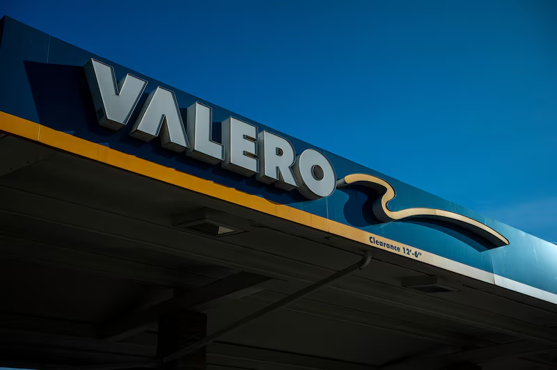 Gobierno de México ha dejado crecer el contrabando de combustible desbordadamente: importadora Valero