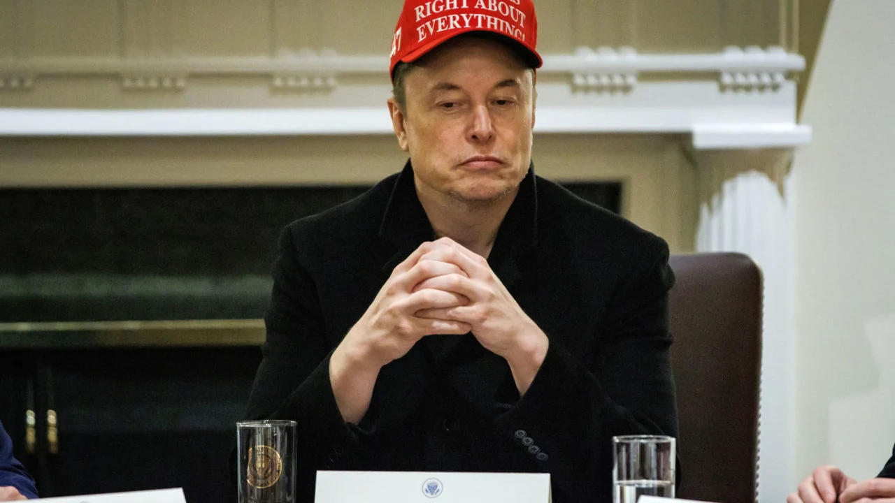 Equipo de Musk expande el uso de su IA Grok en el Gobierno de EU